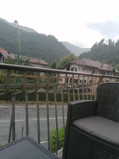 Albergo Sangrila Lanzo Torinese Exterior photo